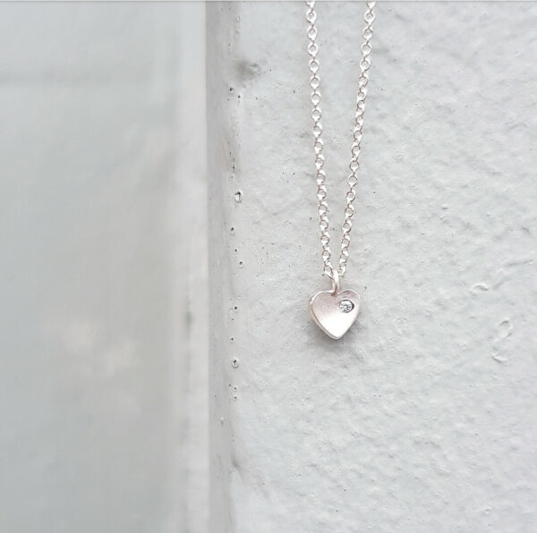 Silver-Heart-Necklace-Chain-Flush-Diamond-Clifton-Rocks-Jewellery