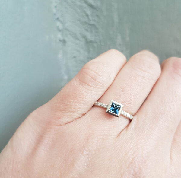 Square-Princess-Blue-Green-Teal-Sapphire-Solitaire-Engagement-Ring-Diamond-Pave-Clifton-Rocks-Bristol-Jewellery
