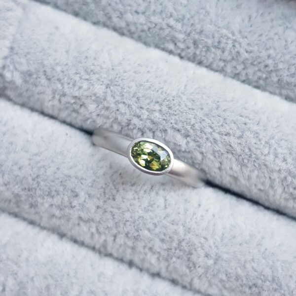 flat court oval green sapphire platinum ring jacks turner clifton rocks bristol