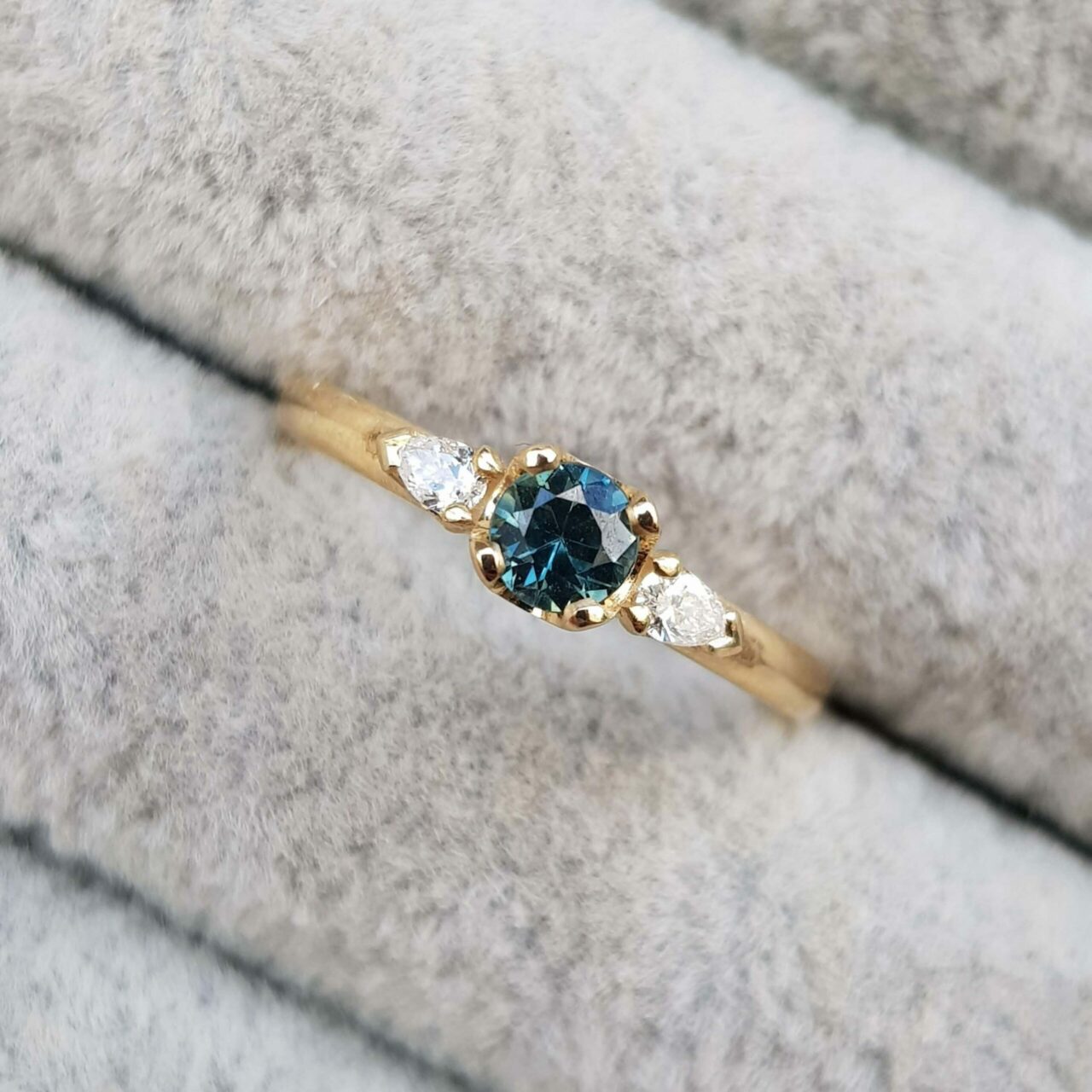 blue green sapphire diamond yellow gold engagement ring