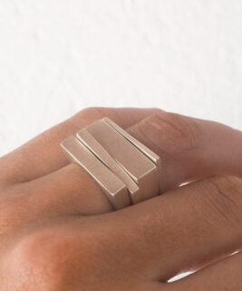 Geometric Stacking Ring