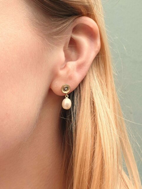 Pearl Drop Earring