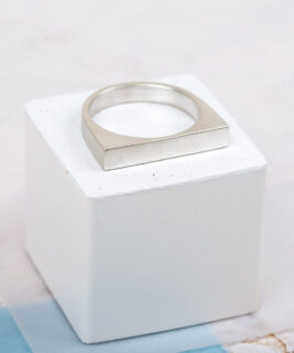 Geometric Stacking Ring