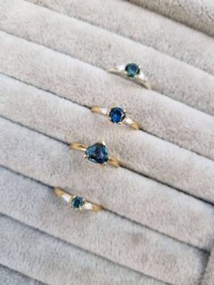 Teal-Pear-Sapphire-Blue-Engagement-Ring-Claw-Cups