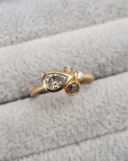 Salt and Pepper Pear Cluster Ring in Yellow Gold