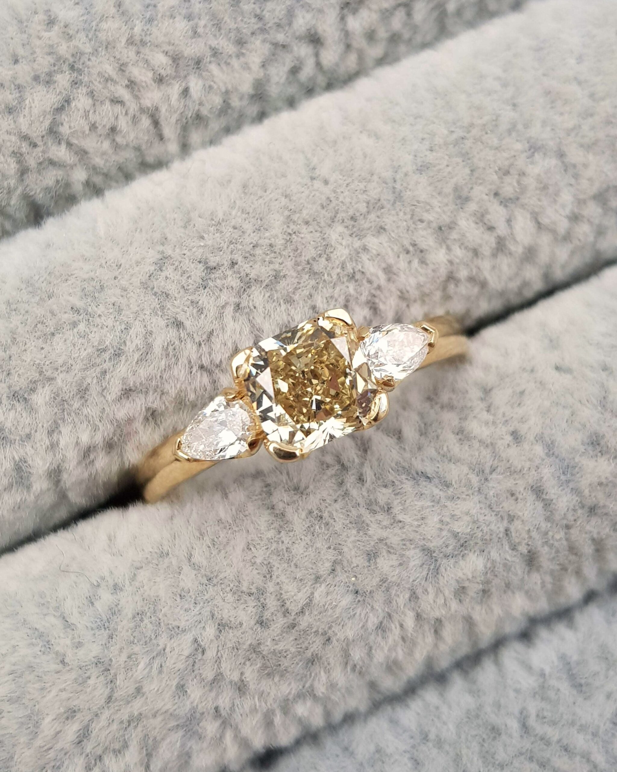 ondanks Naar de waarheid dik Champagne Diamond Trilogy Engagement Ring • Clifton Rocks