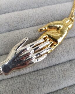 Eco Silver Hand Necklace