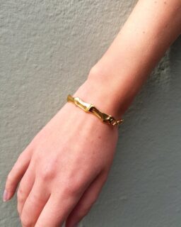 Unisex Chunky Gold Bracelet - Duxford Studios