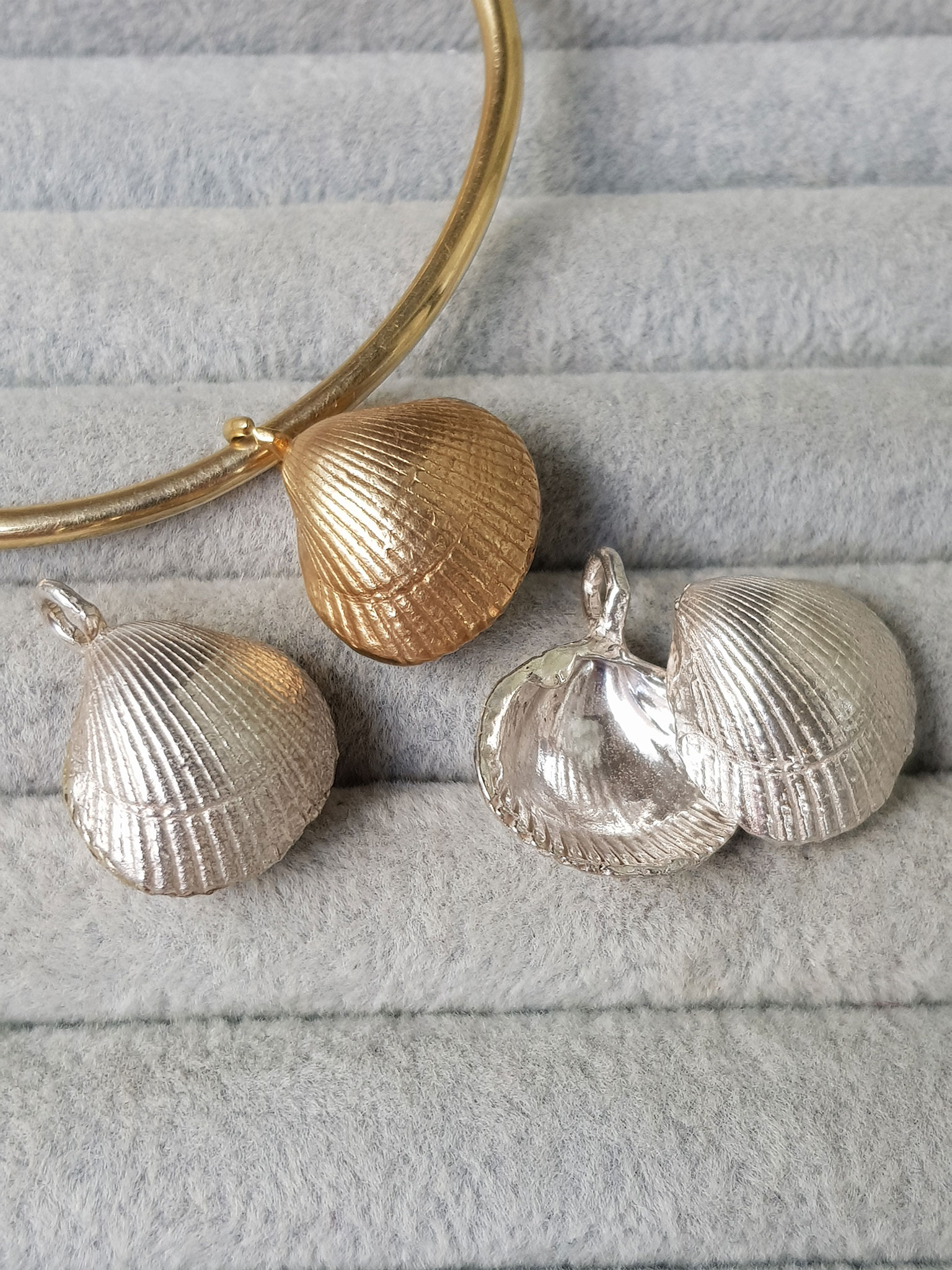 Silver Shell Ashes Pendant - Cast & Found - C&F05 Silver Shell Ashes Pendant - Cast & Found - C&F05