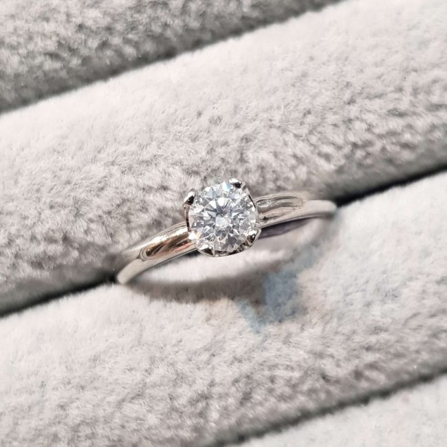 Half Carat Diamond Engagement Ring Claw Cups