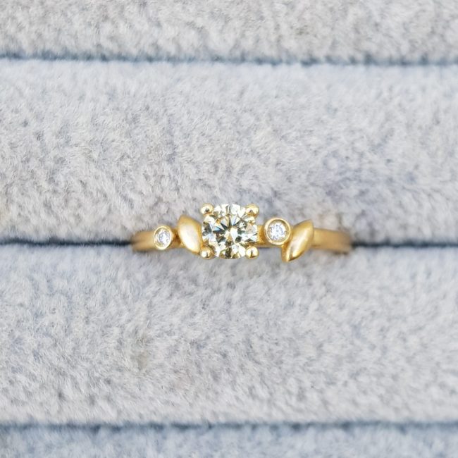 Yellow diamond ring with leaf details