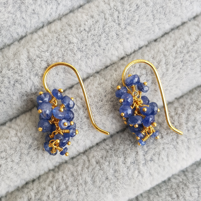 Blue cluster earrings store